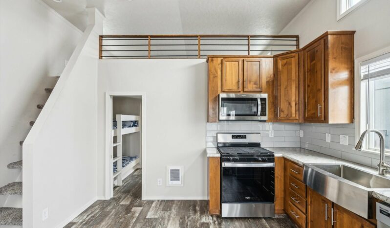 The Timberland (Model APH-529) full