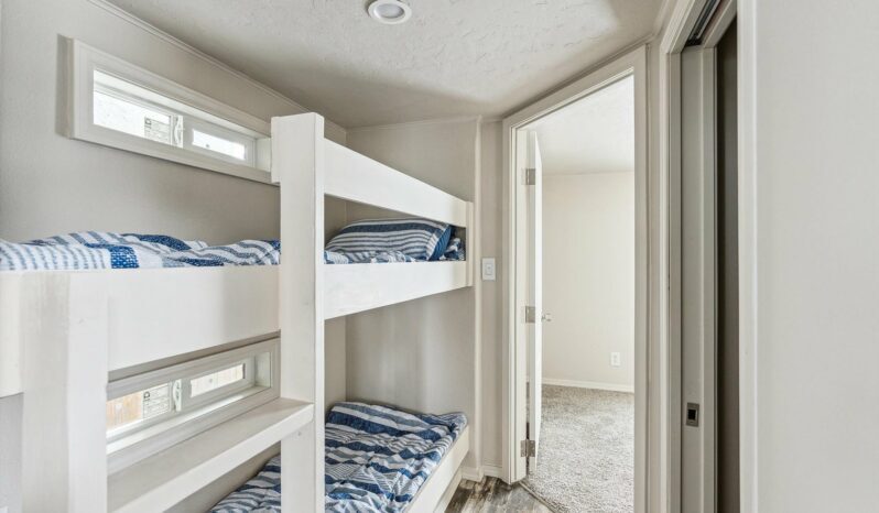 The Timberland (Model APH-529) full